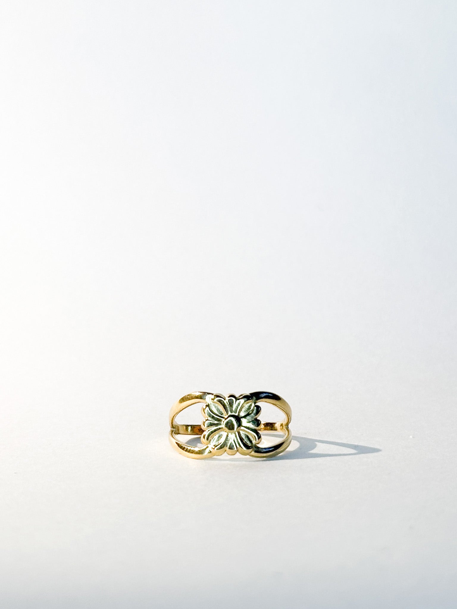 Bague Flora dorée ajustable - Bagues - Bijoux inoxydables