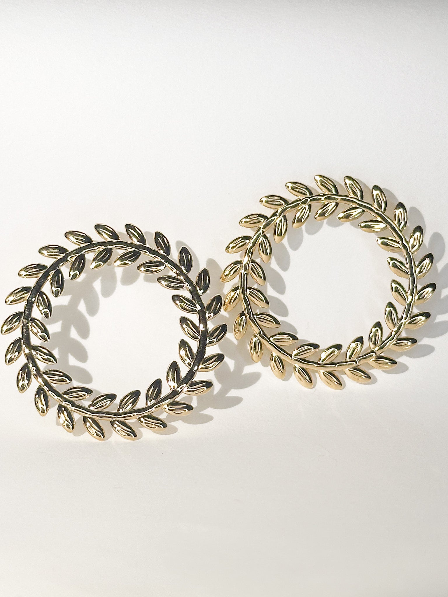 Boucles d'oreilles Dorées Créoles Laurier - Boucle d'oreilles - Bijoux inoxydables