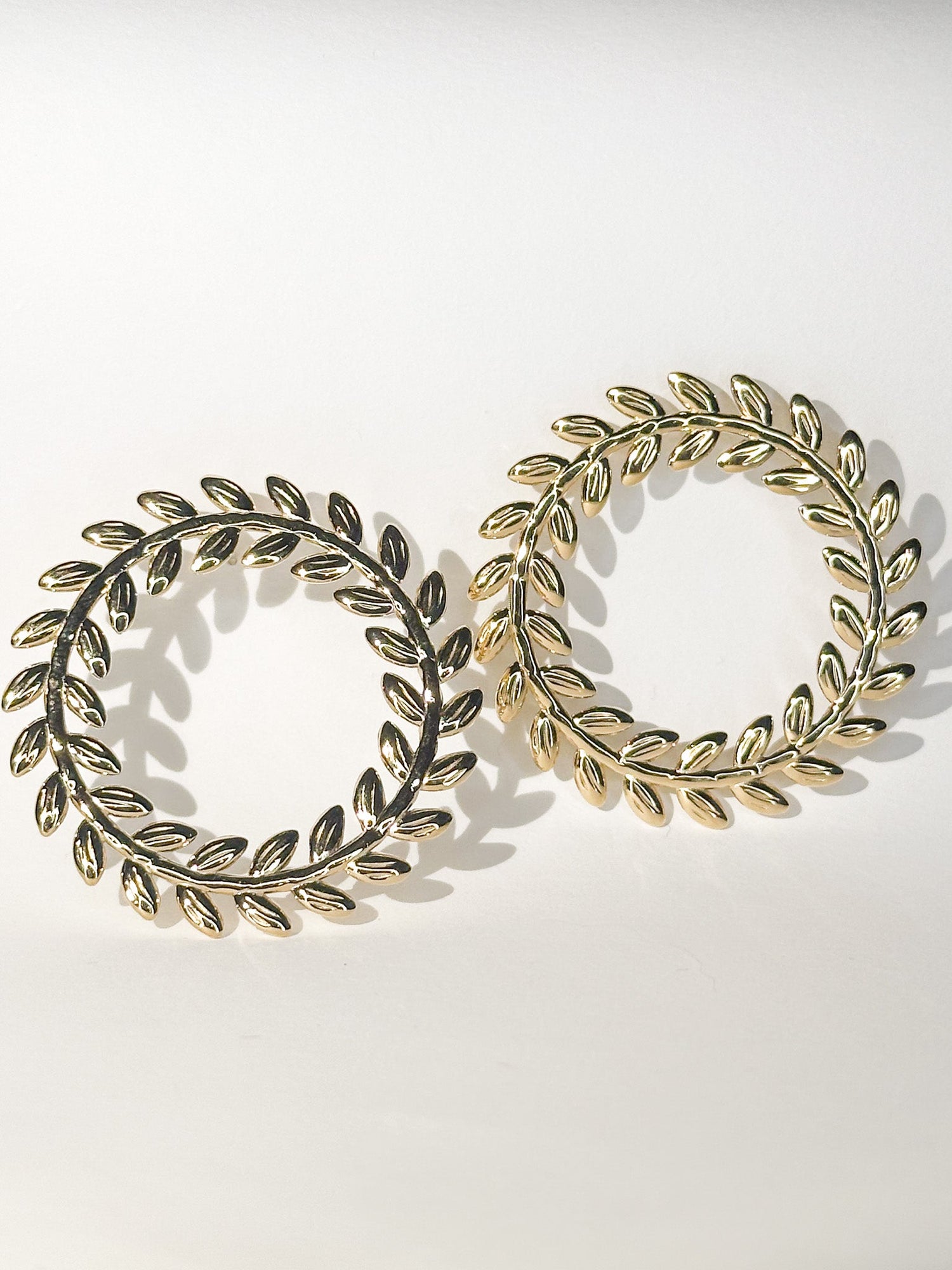 Boucles d'oreilles Dorées Créoles Laurier - Boucle d'oreilles - Bijoux inoxydables